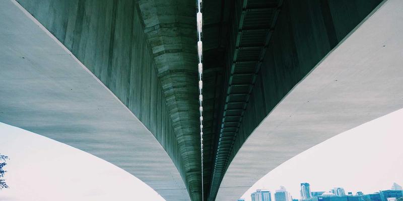 工业平板电脑：智能制造时代下的核心交互与嵌入式解决方案